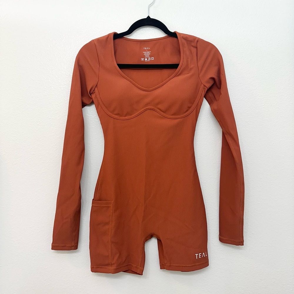 Active By Teal Aura Long Sleeve Romper Size‎ S